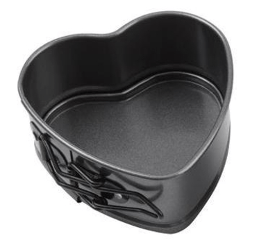 Wilton® Kitchen Favorites 4'' Mini Heart Springform Pan